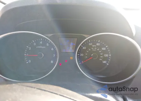 2010 Hyundai Tucson Gls z USA, uszkodzony, nr VIN KM8JU3AC0AU018183